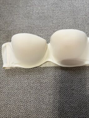 La Perla Strapless Smooth Cream Bandeau Bra